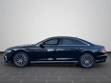 Audi A8 60 TFSI e quattro 340(462)