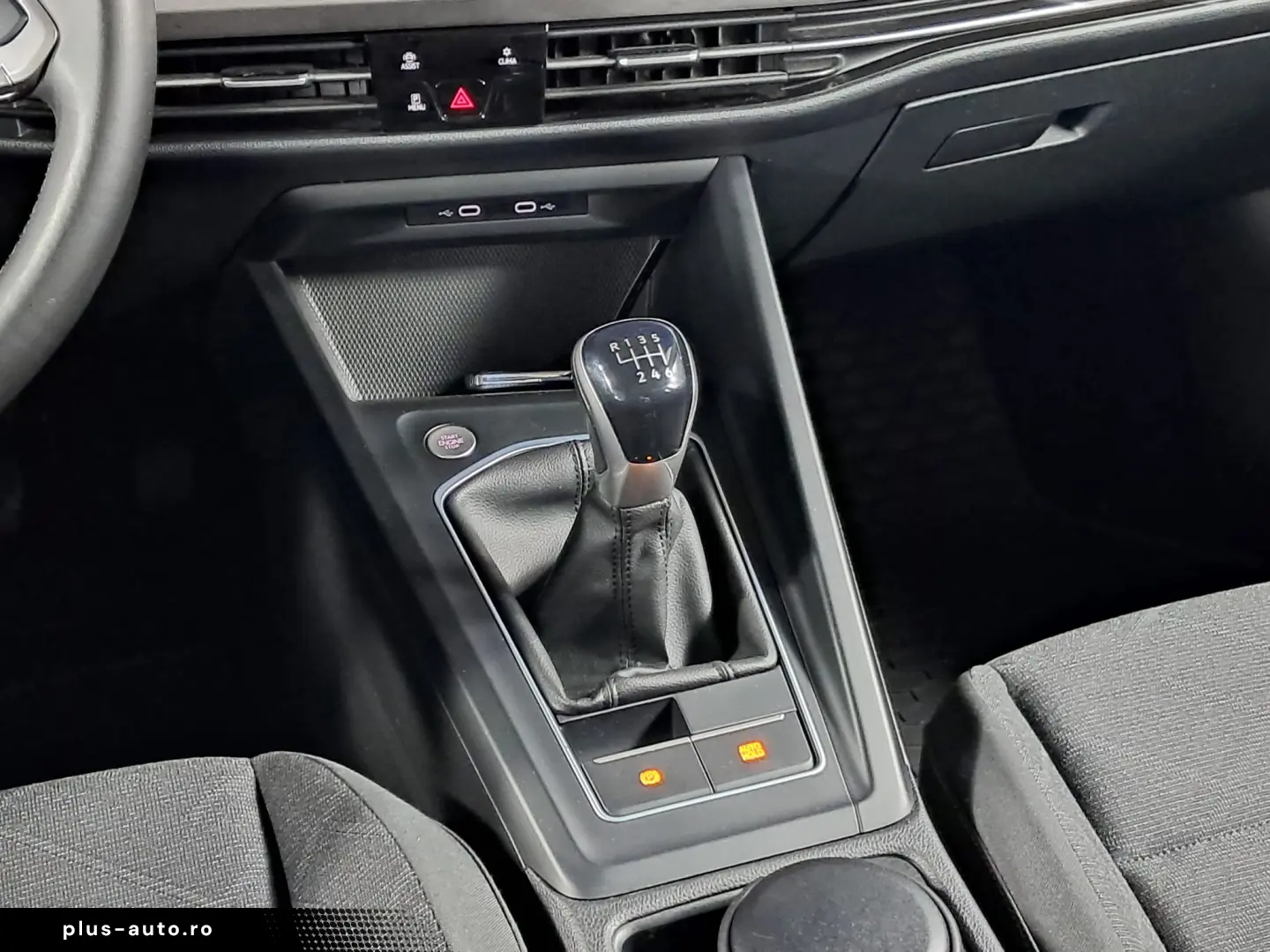 VOLKSWAGEN GOLF VIII LIFE 115CP 2021