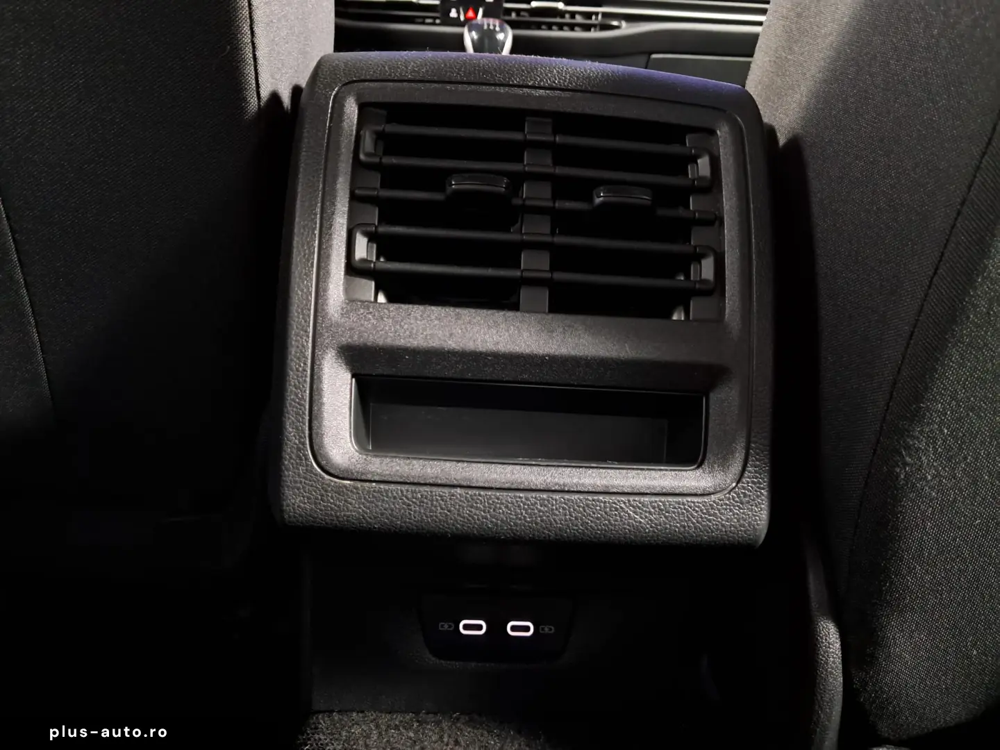 VOLKSWAGEN GOLF VIII LIFE 115CP 2021