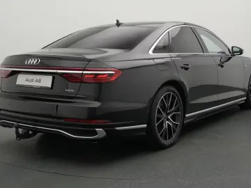 Audi A8 e-hybrid S line PANO 360  MATRIX