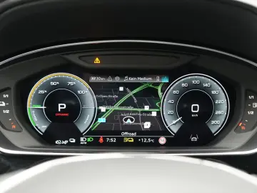 Audi A8 e-hybrid S line PANO 360  MATRIX