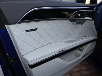 Audi A8 L 60 TFSI e lang EXCLUSIVE