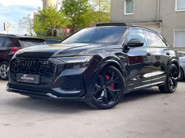 AUDI RSQ8 quattro MATRIX PANO OPTIK MEMORY RS-ABGAS