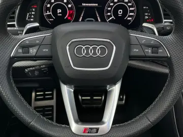 AUDI RSQ8 quattro MATRIX PANO OPTIK MEMORY RS-ABGAS