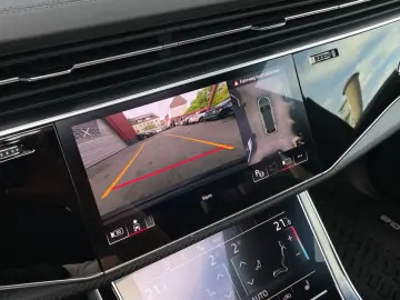 AUDI RSQ8 quattro MATRIX PANO OPTIK MEMORY RS-ABGAS