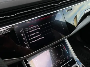 AUDI RSQ8 quattro MATRIX PANO OPTIK MEMORY RS-ABGAS