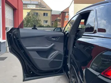 AUDI RSQ8 quattro MATRIX PANO OPTIK MEMORY RS-ABGAS