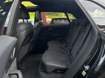 AUDI RSQ8 quattro MATRIX PANO OPTIK MEMORY RS-ABGAS