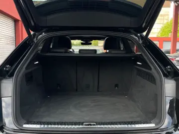 AUDI RSQ8 quattro MATRIX PANO OPTIK MEMORY RS-ABGAS