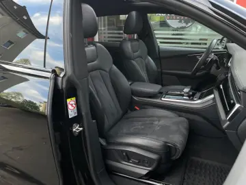 AUDI RSQ8 quattro MATRIX PANO OPTIK MEMORY RS-ABGAS