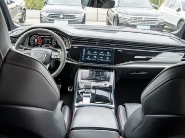 AUDI RS Q8 4.0 TFSI quattro Keramik Dyn  Vmax B&O ACC