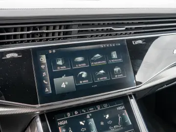 AUDI RS Q8 4.0 TFSI quattro Keramik Dyn  Vmax B&O ACC