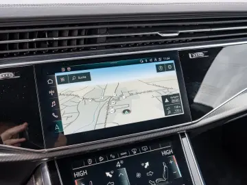 AUDI RS Q8 4.0 TFSI quattro Keramik Dyn  Vmax B&O ACC