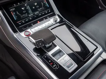 AUDI RS Q8 4.0 TFSI quattro Keramik Dyn  Vmax B&O ACC