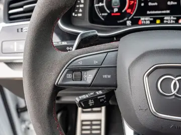 AUDI RS Q8 4.0 TFSI quattro Keramik Dyn  Vmax B&O ACC