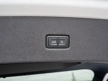 AUDI RS Q8 4.0 TFSI quattro Keramik Dyn  Vmax B&O ACC