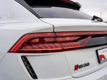 AUDI RS Q8 4.0 TFSI quattro Keramik Dyn  Vmax B&O ACC