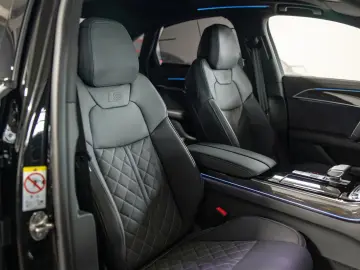 Audi A8 50 TDI quattro AHK PANO