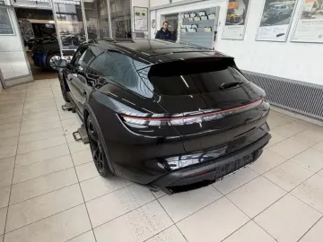 PORSCHE Taycan Cross Turismo 4 - 45.595 € netto