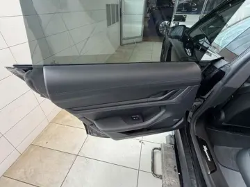 PORSCHE Taycan Cross Turismo 4 - 45.595 € netto