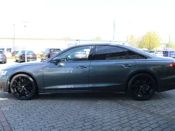 Audi A8 60 TFSI V8 S line Exclusive