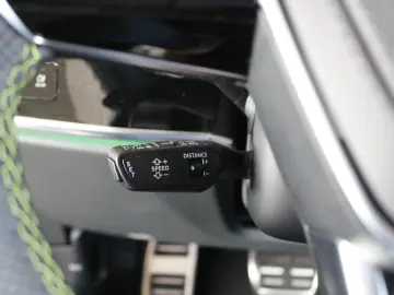 Audi A8 60 TFSI V8 S line Exclusive