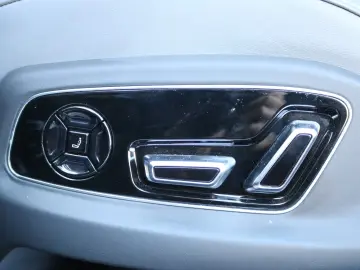 Audi A8 60 TFSI V8 S line Exclusive