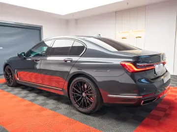 BMW 740d Xdrive
