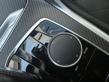 BMW XM M Sport ACC AHK 360 KAM RFK NAVI LED Laser