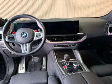 BMW XM XM PHEV 50e  ACC   AHK   Verw gekoeld   Massa