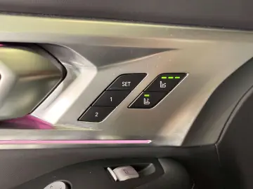 BMW XM XM PHEV 50e  ACC   AHK   Verw gekoeld   Massa