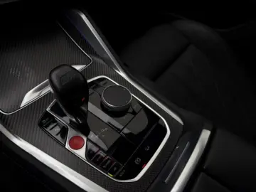 BMW XM AHK IconicGlow B&W LCProf SZH v h DrivAssProf