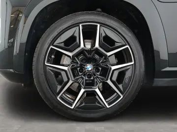 BMW XM Massage Bowers & Wilkins AHK LiveCockpitProf