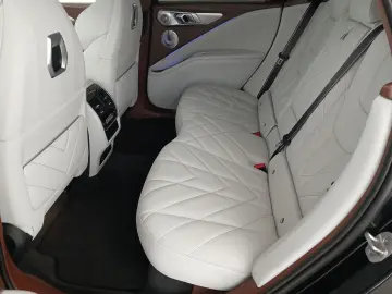 BMW XM Massage Bowers & Wilkins AHK LiveCockpitProf