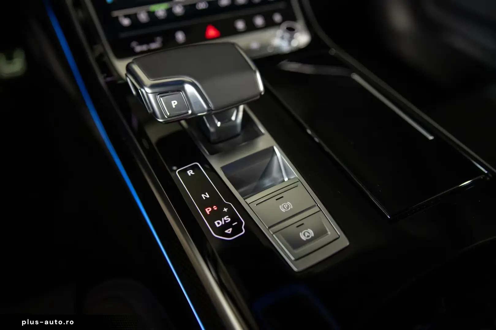 Audi A8 50 TDI quattro AHK PANO
