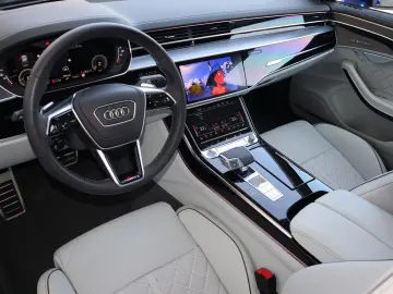 Audi A8 L 60 TFSI e lang EXCLUSIVE