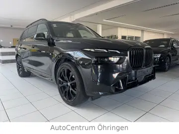 BMW X7 xD40i LCI M-Sport-Pro Sky-Lounge 7-S HUD ACC