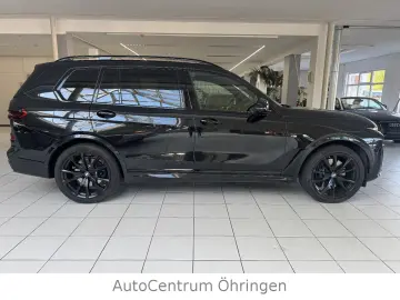 BMW X7 xD40i LCI M-Sport-Pro Sky-Lounge 7-S HUD ACC