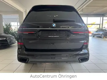 BMW X7 xD40i LCI M-Sport-Pro Sky-Lounge 7-S HUD ACC