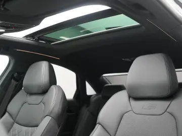 Audi A8 e-hybrid S line PANO 360  MATRIX