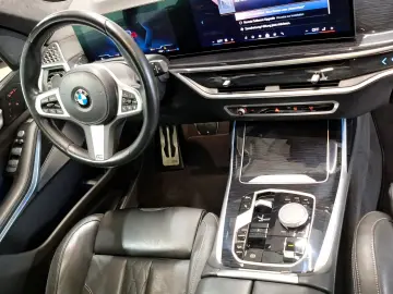 BMW X7 xDrive40i M Sport Standheizung Harman K