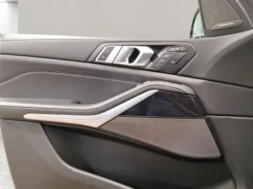 BMW X7 xDrive40i M Sport Standheizung Harman K