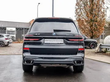 BMW X7 xDrive40d M Sport HUD PANO ACC AHK 360 KAM
