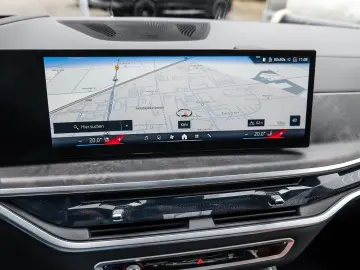 BMW X7 xDrive40d M Sport HUD PANO ACC AHK 360 KAM