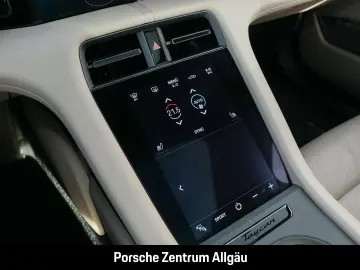 PORSCHE Taycan Burmester Luftfederung Rückfahrkamera
