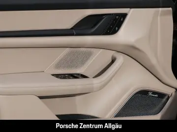 PORSCHE Taycan Burmester Luftfederung Rückfahrkamera