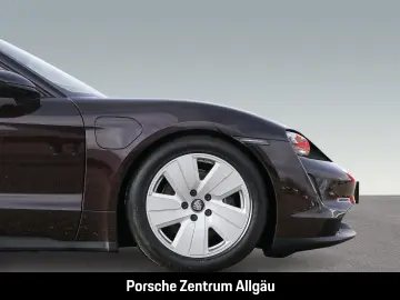 PORSCHE Taycan Burmester Luftfederung Rückfahrkamera