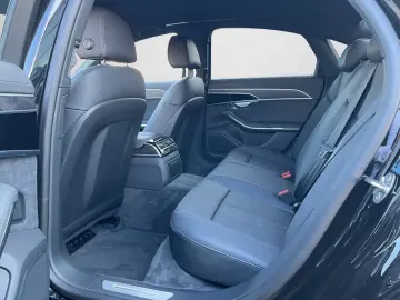 Audi A8 60 TFSI e quattro 340(462)