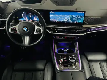 BMW X7 xDrive40d PANO STH H&K ViCo AHK SHZ
