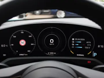 PORSCHE Taycan 4S Performance 84 kWh   Porsche Approved